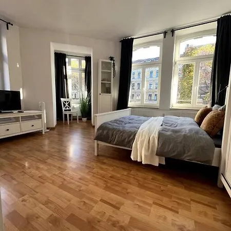 Apartment Top In Plagwitz Neben Karl-heine-kanal *